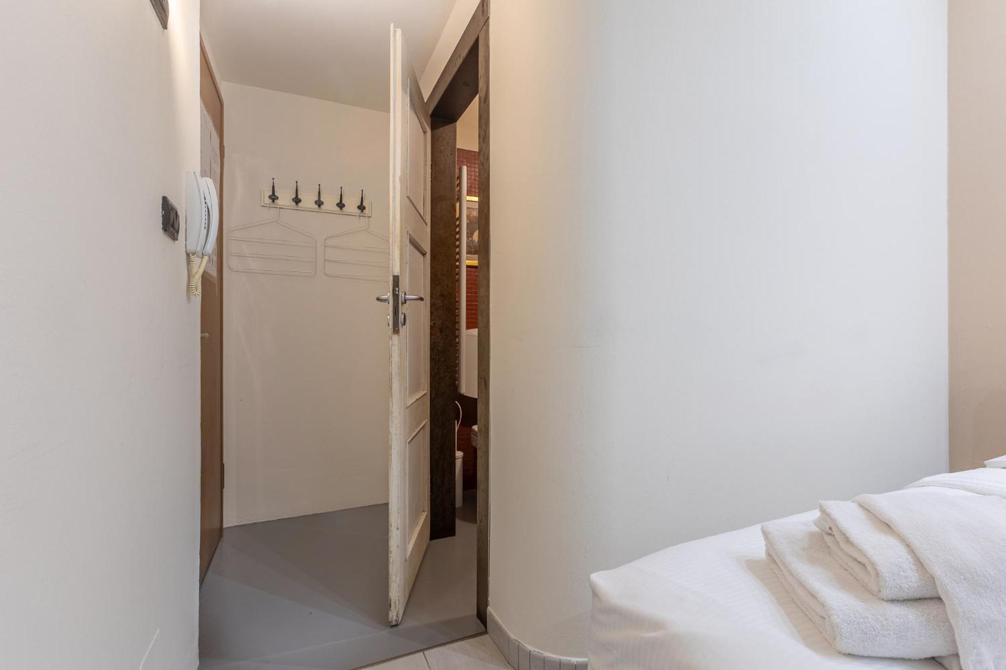 Piccola Anastasia - Your Cozy Bologna Stay מראה חיצוני תמונה